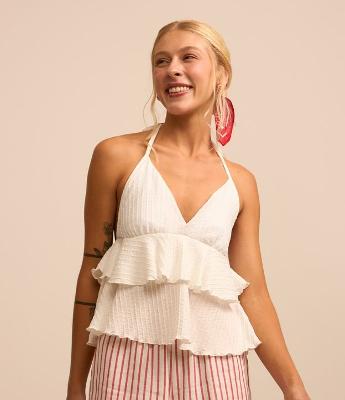 Blusa Frente Única em Tecido Texturizado com Babados