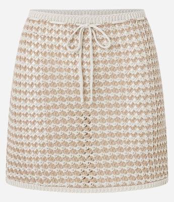 Saída de Praia Saia Curta em Crochê com Ponto Vazado