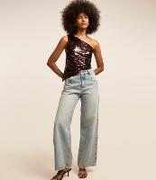 Blusa em Paetê com Decote Ombro Só - 2