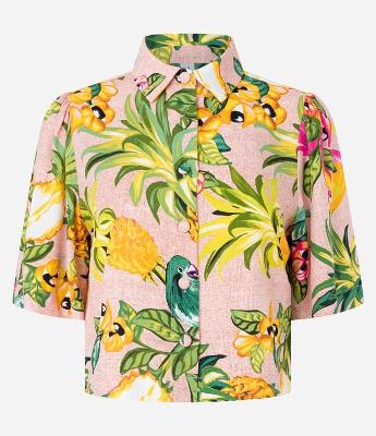 Camisa em Viscose com Pregas e Estampa Tropical