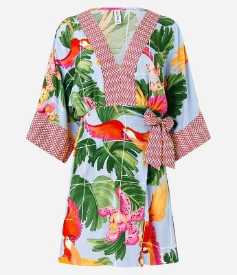 Vestido Curto em Viscose com Amarração Lateral e Estampa Tropical