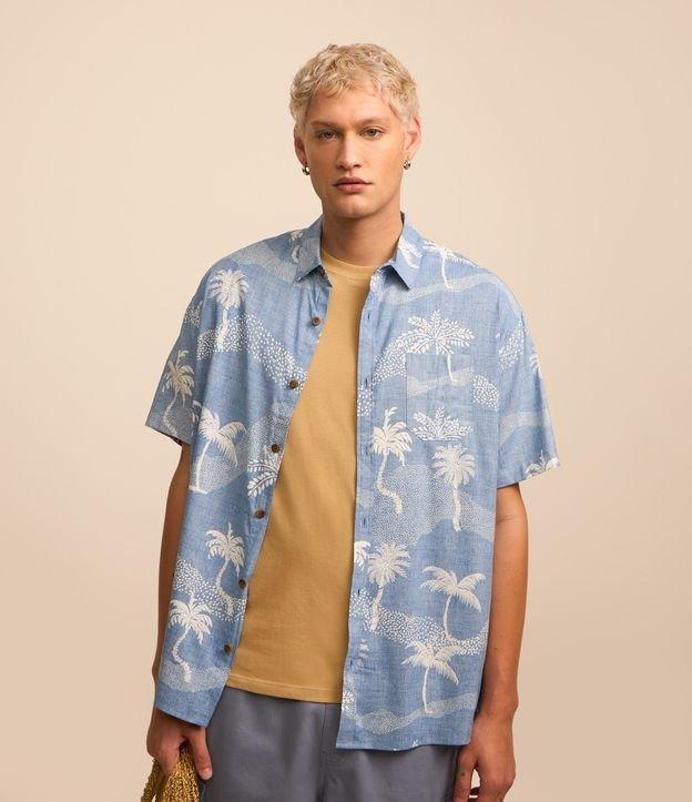 Camisa Relaxed em Viscose com Estampa de Coqueiro - 1