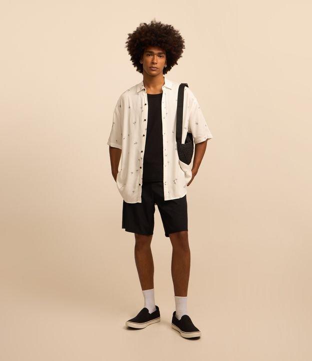 Bermuda Básica com Cordão e Patch - 1