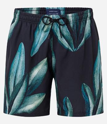 Bermuda em Microfibra com Cós Elástico e Estampa de Folhagem