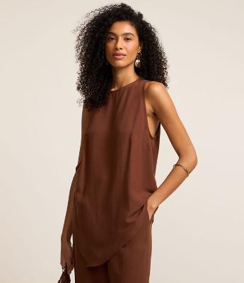 Blusa em Viscolinho com Barra Pontiaguda