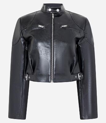 Jaqueta Biker em Pu com Bolsos e Martingale na Cintura