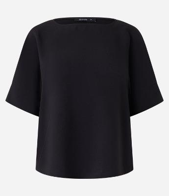 Blusa em Crepe com Manga Curta Ampla