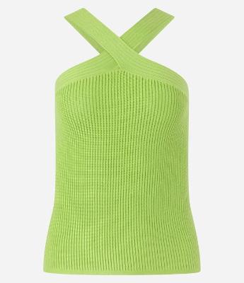 Blusa em Tricô com Gola Halter Cruzada