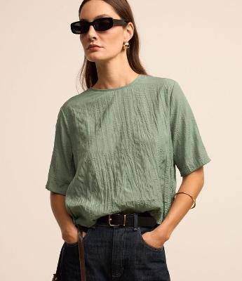 Blusa Acetinada com Efeito Airflow