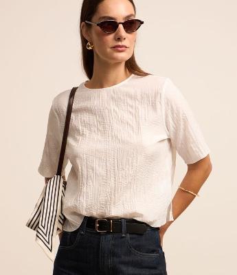 Blusa Acetinada com Efeito Airflow