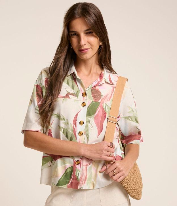 Camisa em Viscolinho com Folhagens Estampadas - 2