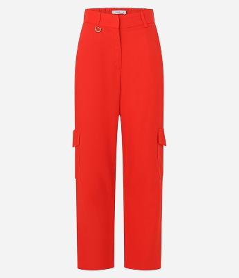 Calça em Viscolinho com Bolsos Cargo