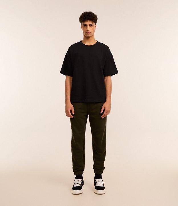 Calça Jogger em Moletom com Cós Elástico e Cordão - 2