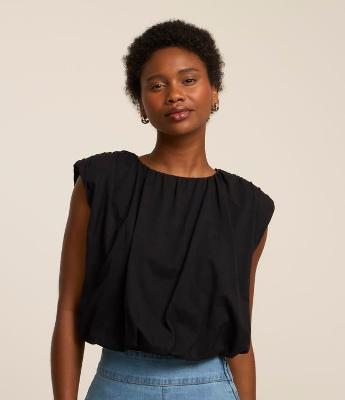 Blusa Cropped Balonê com Ombros Retos e Detalhes Drapeados