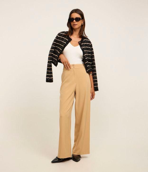 Calça Wide Leg Alfaiatada Cintura Alta com Botões Duplos - 4