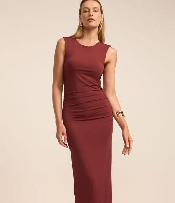 Vestido Reto Midi Sem Manga em Poliamida