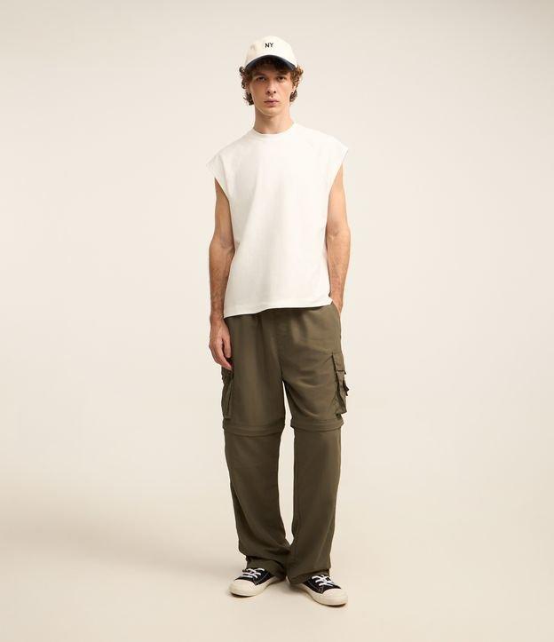 Calça Paper Touch Vira Bermuda com Puxador na Barra - 2