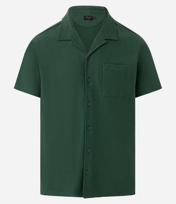 Camisa em Piquet com Textura e Bolso Frontal