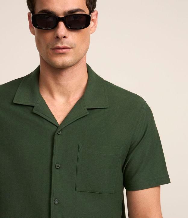 Camisa em Piquet com Textura e Bolso Frontal - 2