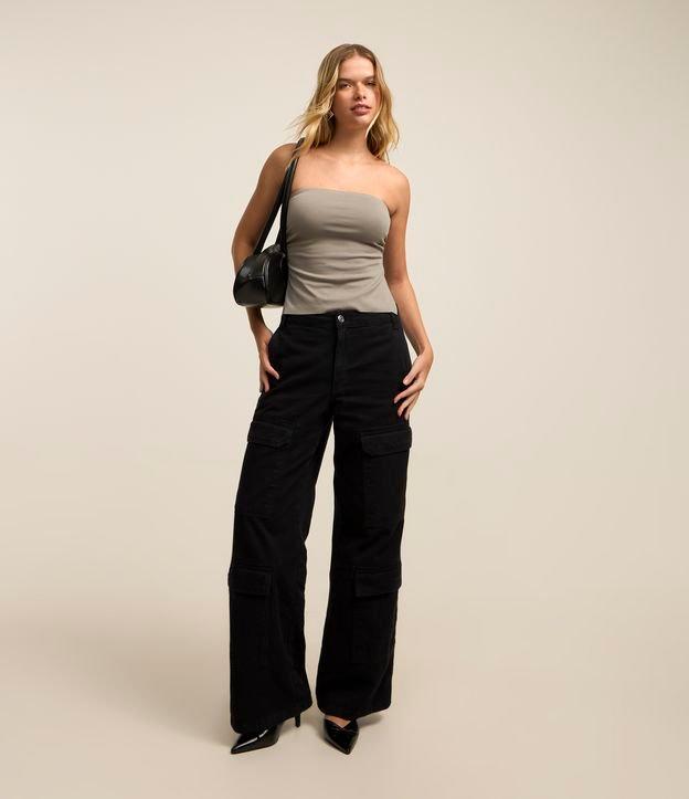 Calça Reta em Jeans com Cintura Baixa e Bolso Cargo - 1