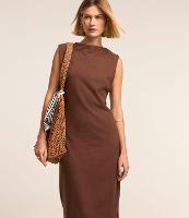 Vestido Midi Texturizado em Algodão com Fenda - 4