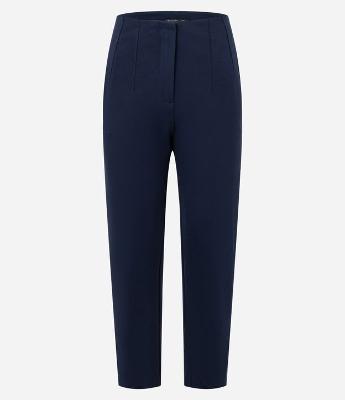 Calça Cenoura em Ponto Roma