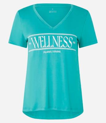 Camiseta Esportiva Em Microfibra Com Estampa Wellness E Decote V