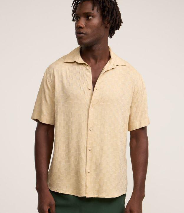 Camisa Comfort em Viscose com Textura Jacquard Quadriculada - 2