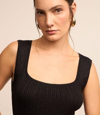 Blusa Sem Manga em Viscose com Efeito Metalizado e Decote Quadrado