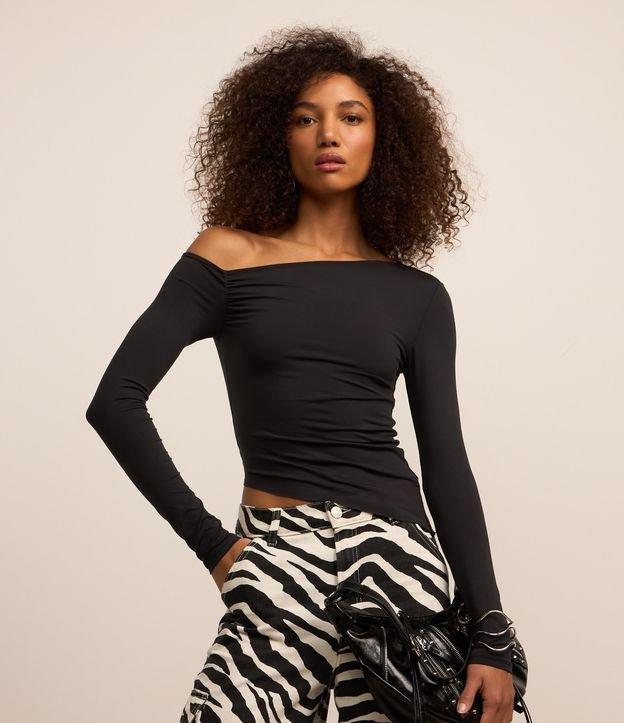 Blusa com Decote Assimétrico Detalhe Drapeado na Cava e Manga Longa - 2