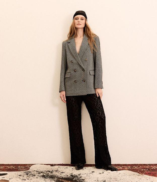 Calça Reta em Renda com Transparência - 3