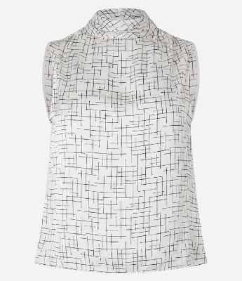 Blusa Acetinada com Gola Alta Drapeado e Estampa Geométrica