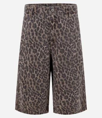 Bermuda Baggy em Sarja com Estampa Animal Print Oncinha