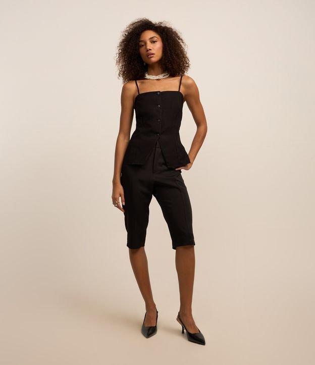 Calça Capri em Alfaiataria - 1