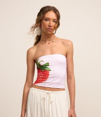 Blusa Tomara Que Caia Cropped Slim em Microfibra com Estampa de Morango