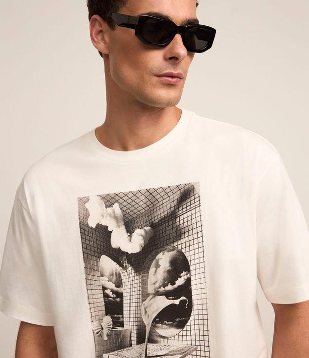 Camiseta Manga Curta  Estampa Surrealismo - 2