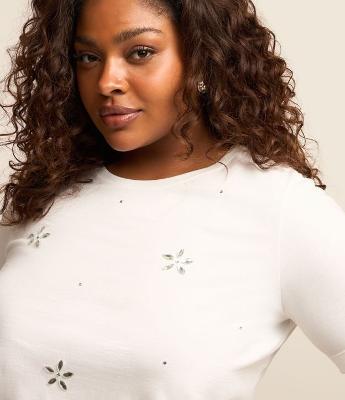 Blusa em Algodão com Aplicação de Flores Curve & Plus Size