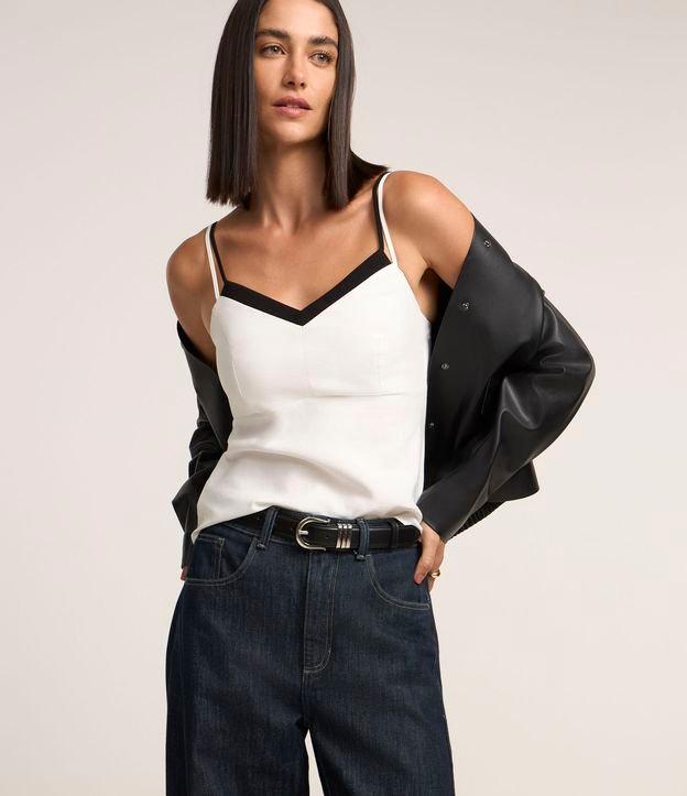 Blusa de Alça em Crepe com Decote Sobreposto - 1