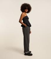 Calça Wide Leg em Alfaiataria com Listras e Barra Dobrada - 2