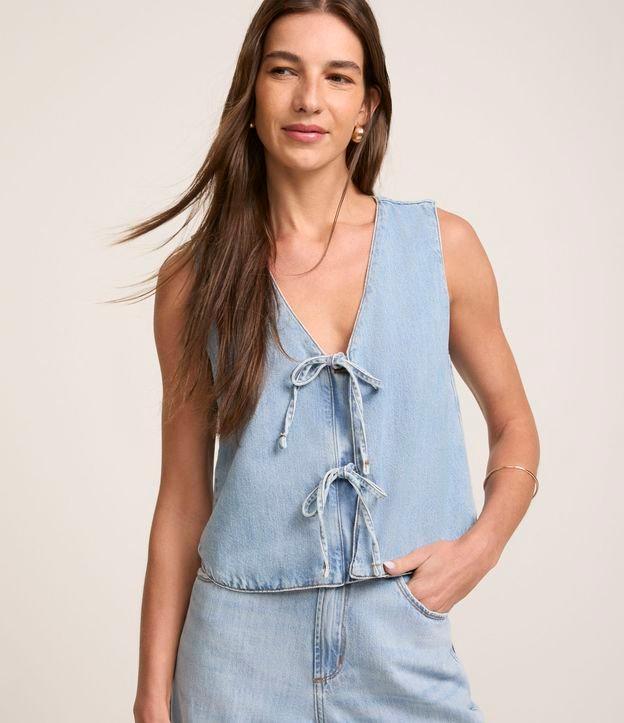 Blusa Sem Manga em Jeans com Laços Frontais - 2