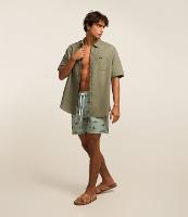 Bermuda Tecnológica com Estampa de Capivara - 2