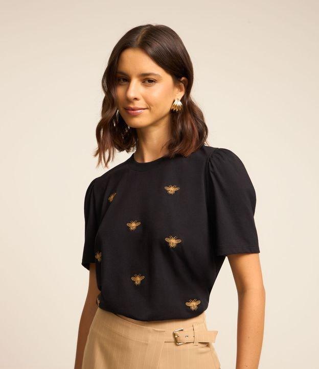 Blusa Slim em Algodão com Bordado de Abelhas - 1