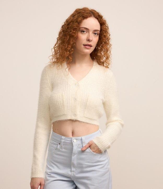 Cardigan Cropped em Tricô com Pelinho e Bolsos - 1