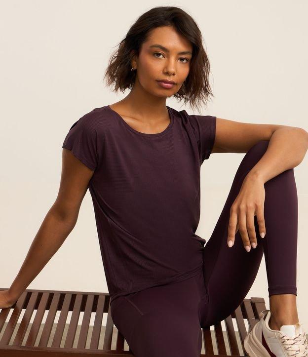 Camiseta Esportiva em Microfibra com Decote Redondo - 3