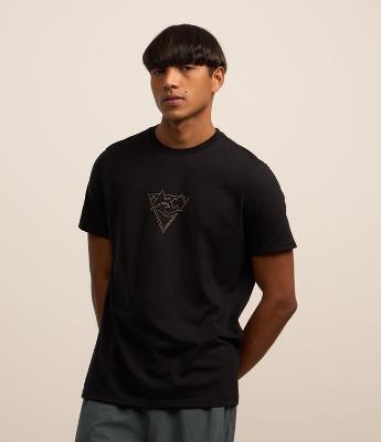 Camiseta Regular em Algodão com Estampa de Montanha