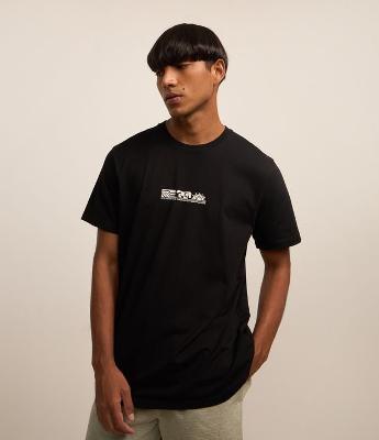 Camiseta Comfort em Algodão com Estampa de Verão