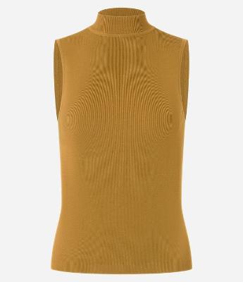 Blusa em Tricô com Golinha e Textura Canelada