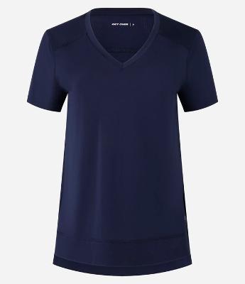 Camiseta Esportiva em Microfibra Furadinha Decote V