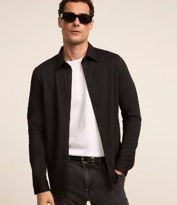 Camisa Slim com Gola Colarinho e Abotoamento Frontal