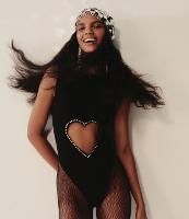 Body Asa Delta com Recorte Vazado de Coração - 4